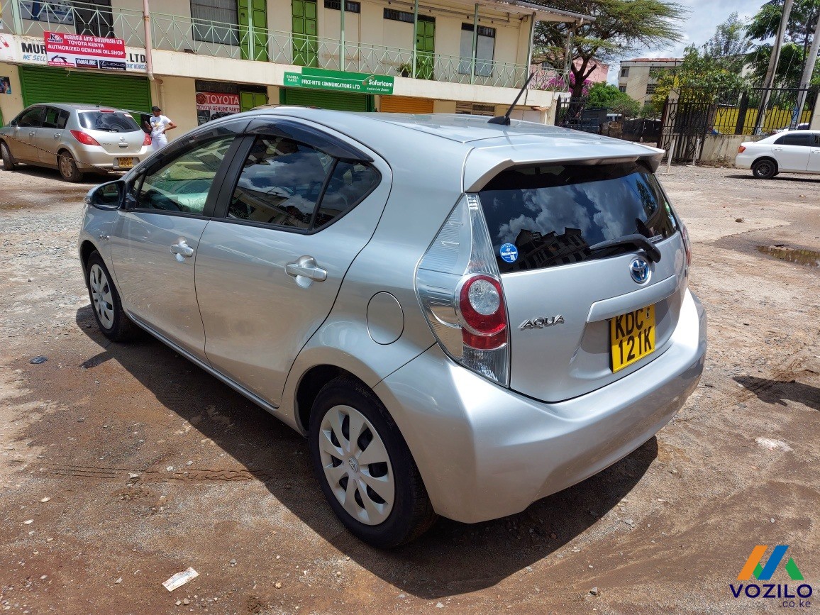 Toyota Aqua | Vozilo Kenya : Kenyas Online Free Car Classified