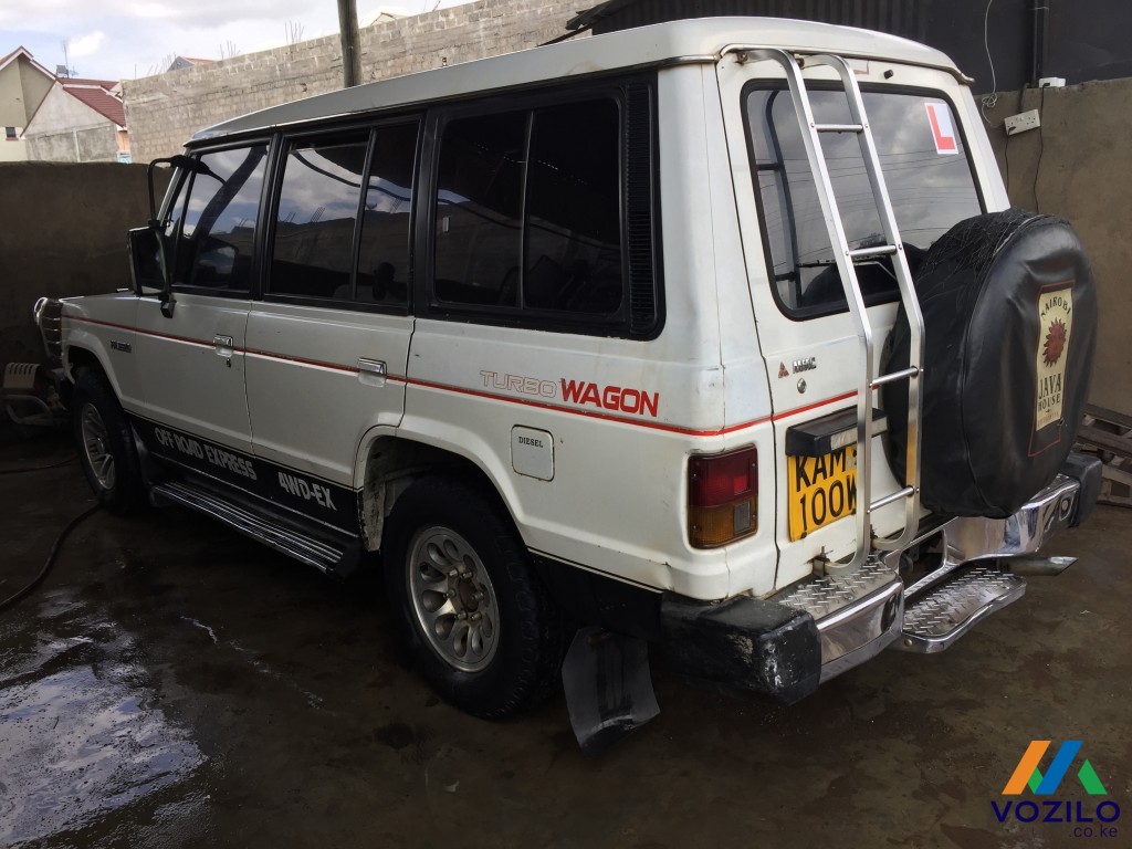 Mitsubishi pajero 4d56