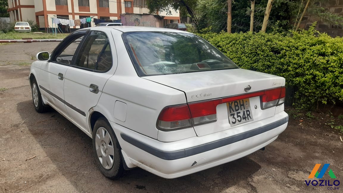 Фары nissan sunny b15