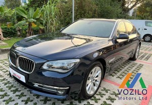 BMW 730i